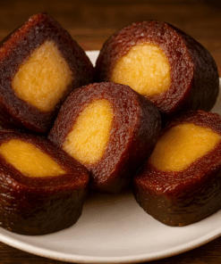 Bánh tét nước tro Út Thúy – Hương vị tuổi thơ miền Tây