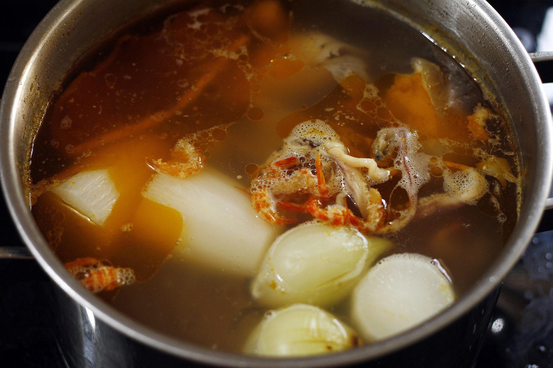 nồi nước lèo bún suông Trà Vinh ngọt thanh