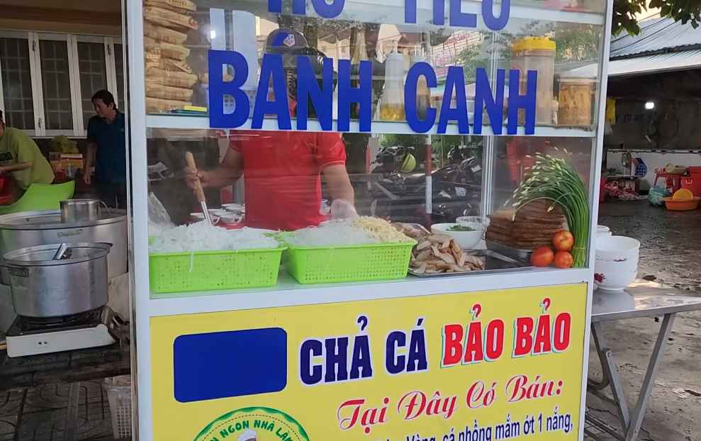 quán bánh canh cá ngân chỉ vàng phú quốc